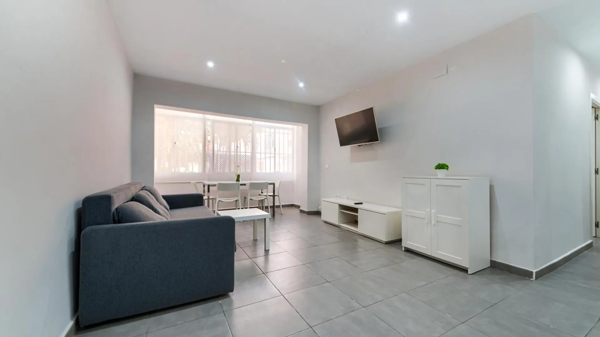 Apartamento Plaza Fuente - Playa Victoria contacts